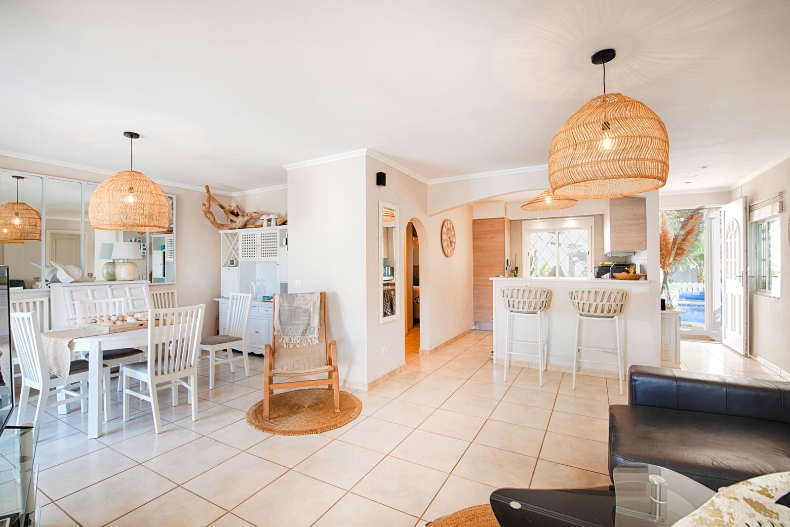 3 soveværelse Byhus til salg i Empuriabrava med swimmingpool garage - € 870.000 (Ref: 10145076)