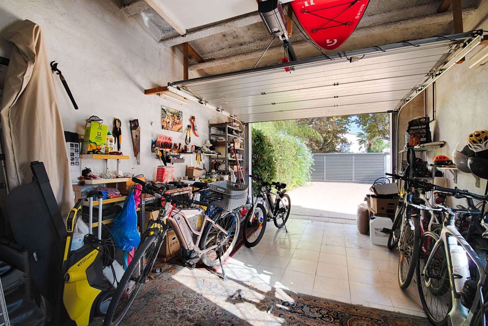 3 soveværelse Byhus til salg i Empuriabrava med swimmingpool garage - € 870.000 (Ref: 10145076)