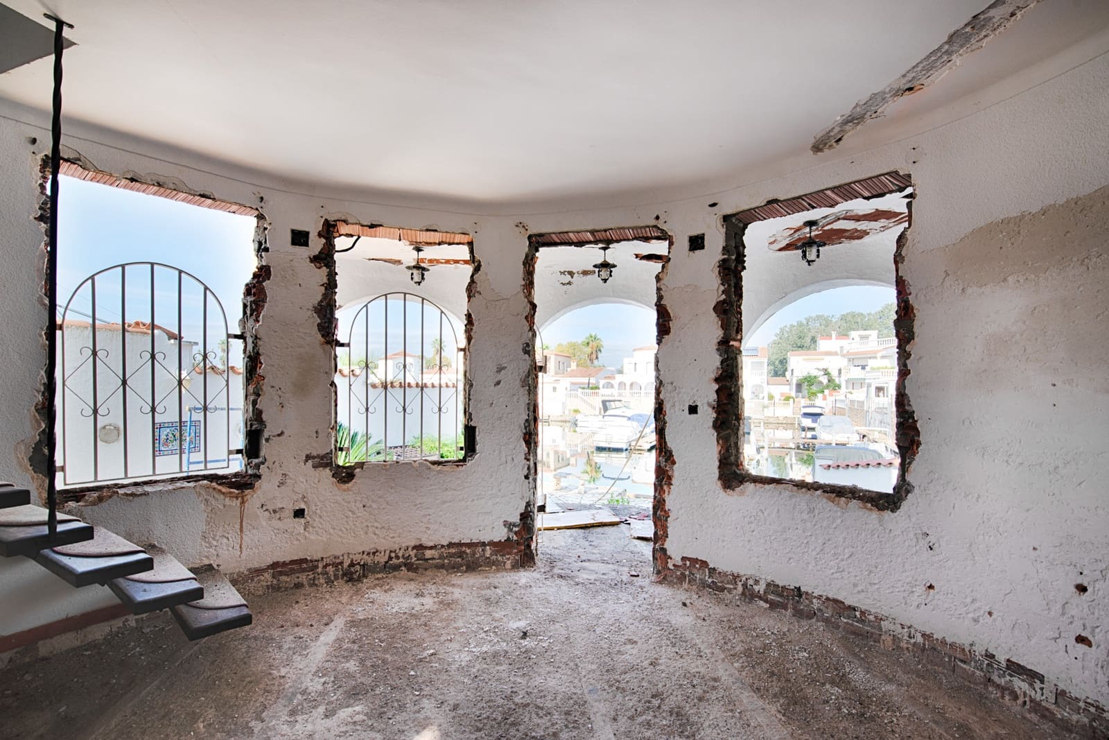 Hus til salgs i Empuriabrava - € 520 000 (Ref: 10163306)