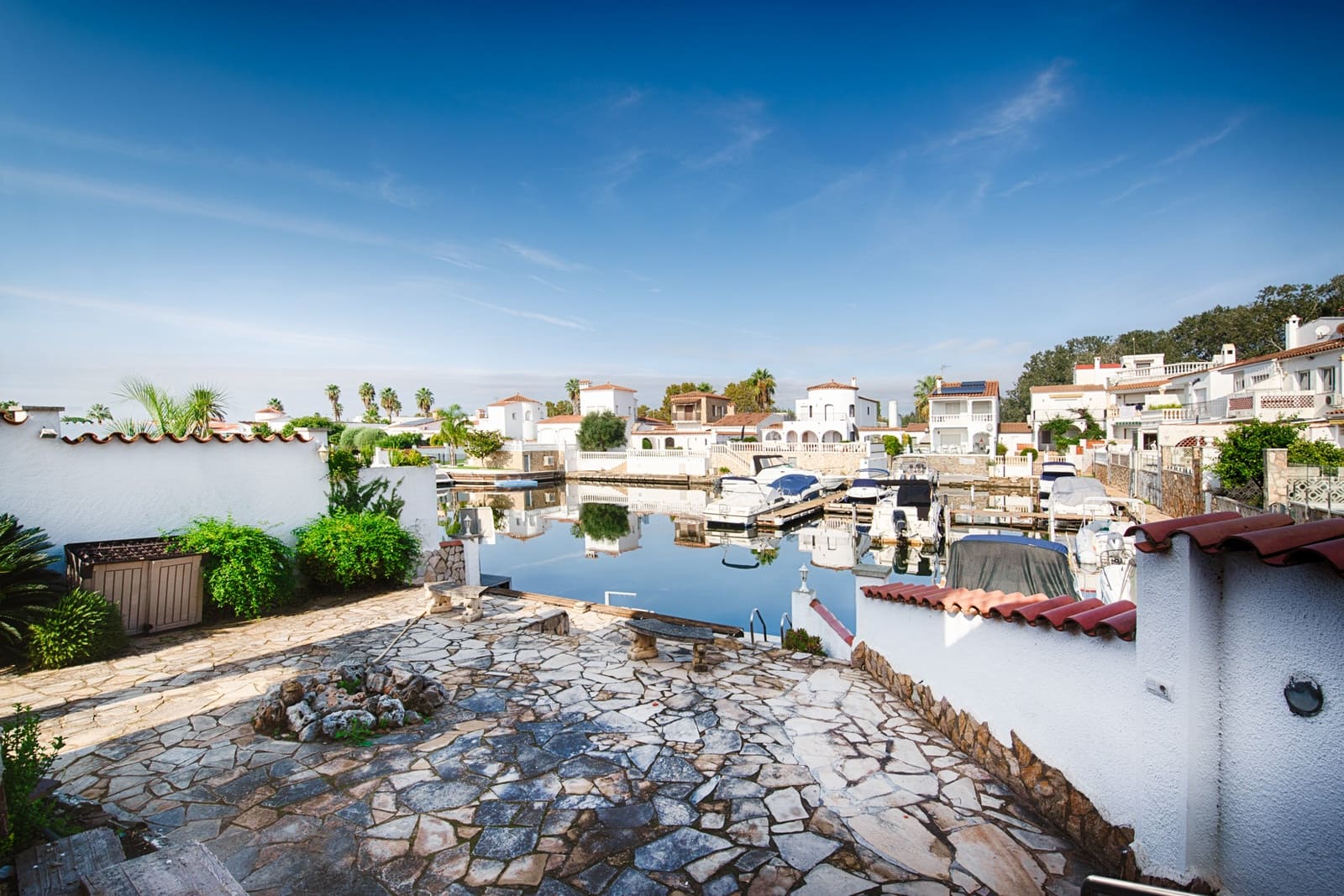 Hus til salgs i Empuriabrava - € 520 000 (Ref: 10163306)
