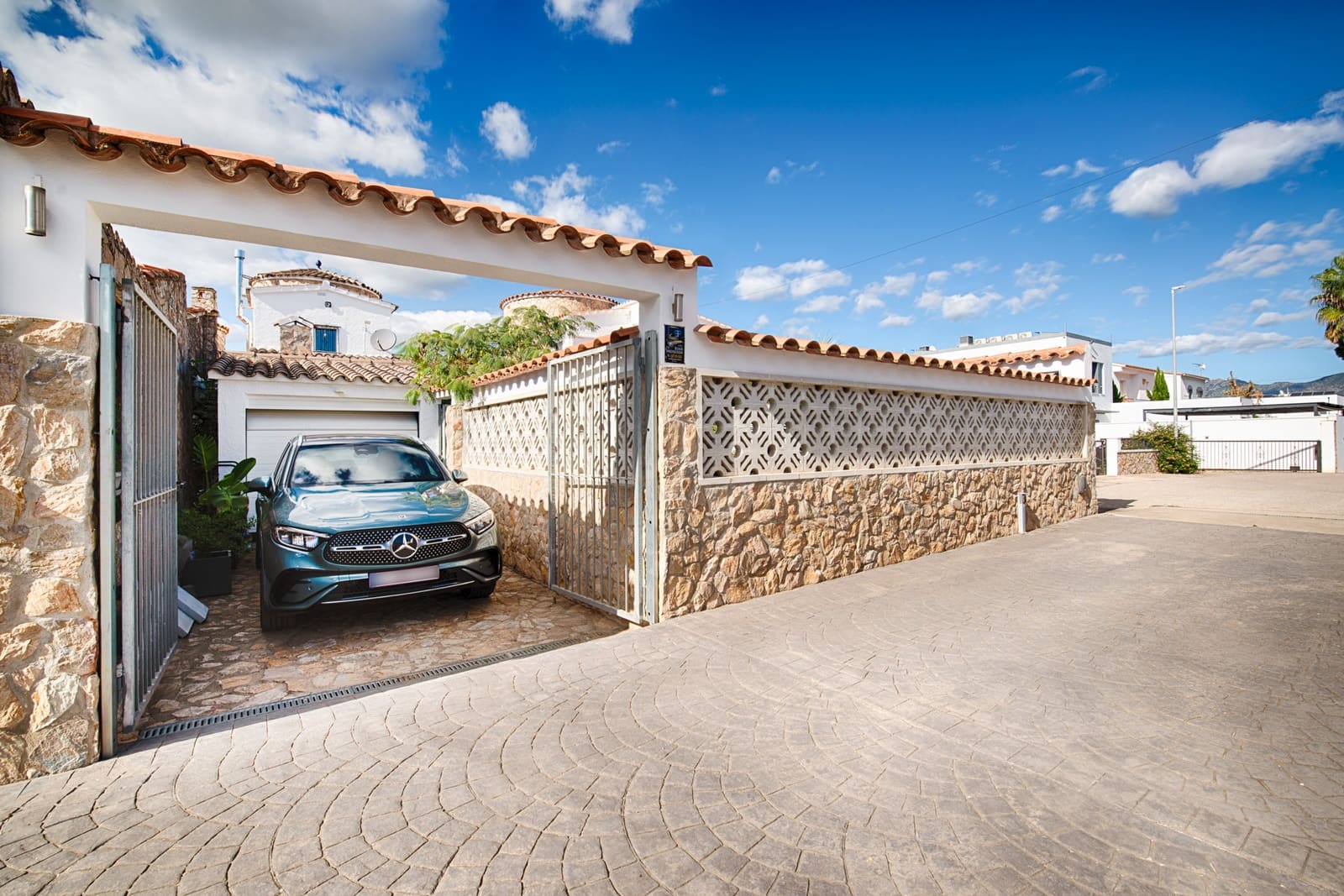 3 Zimmer Haus zu verkaufen in Empuriabrava mit Pool Garage - 799.000 € (Ref: 10163780)