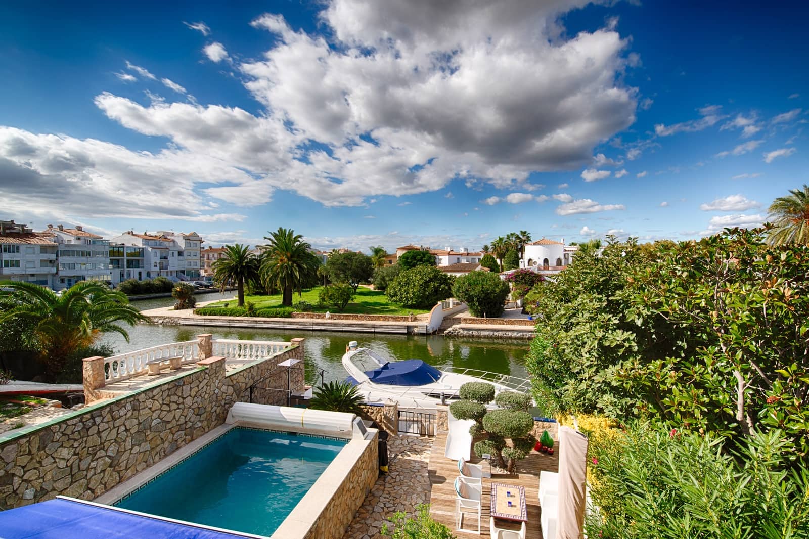 3 Zimmer Haus zu verkaufen in Empuriabrava mit Pool Garage - 799.000 € (Ref: 10163780)