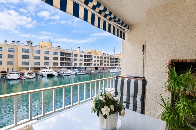 2 makuuhuone Huoneisto myytävänä paikassa Empuriabrava, Castelló d'Empúries mukana 
autotalli - 270 000 € (Ref: 10169047)