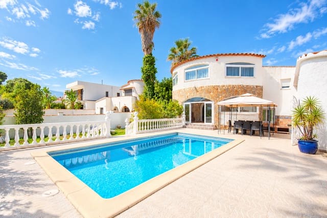 5 soverom Hus til salgs i Empuriabrava, Castelló d'Empúries med svømmebasseng garasje - € 1 200 000 (Ref: 10172804)