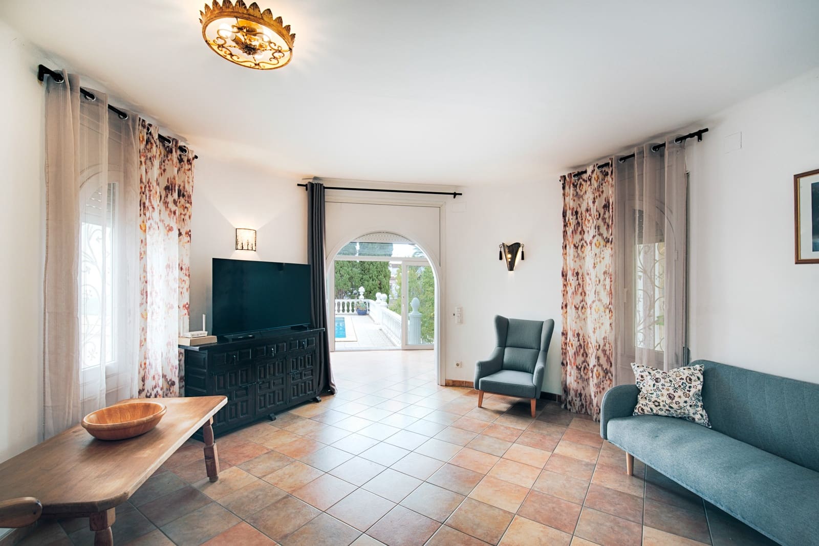 5 soveværelse Byhus til salg i Empuriabrava med swimmingpool garage - € 1.200.000 (Ref: 10172804)