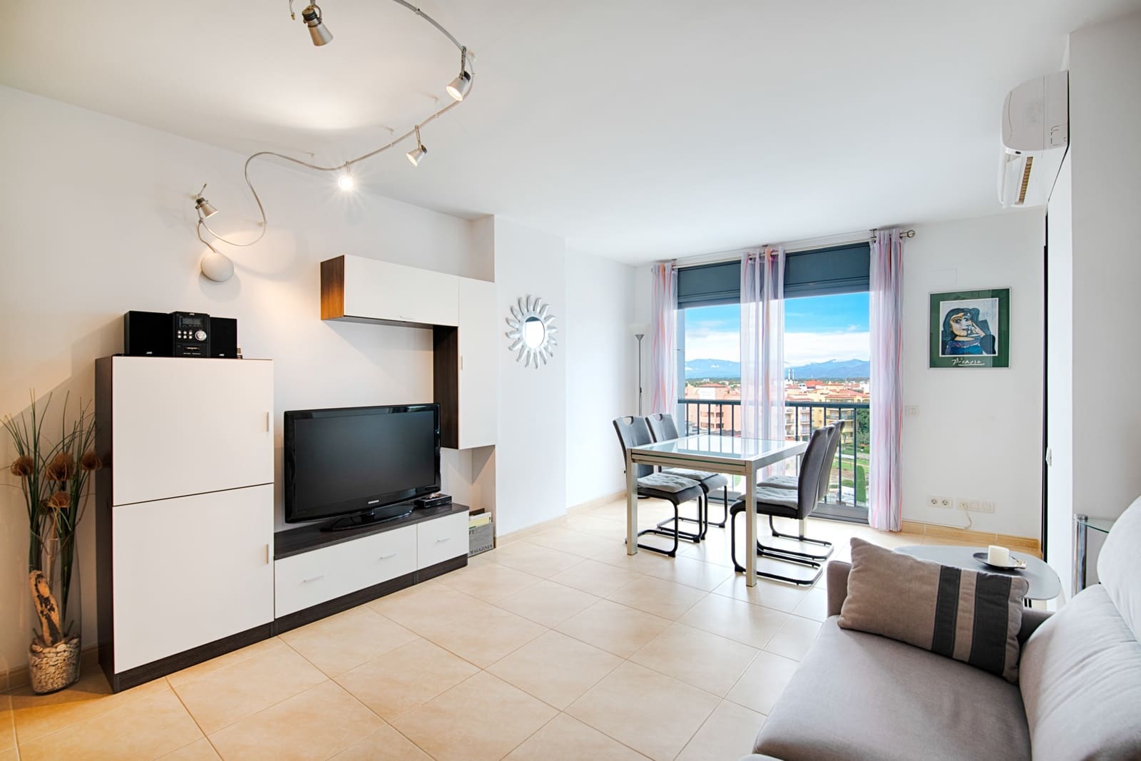 1 Zimmer Wohnung zu verkaufen in Empuriabrava mit Pool Garage - 199.000 € (Ref: 10172824)