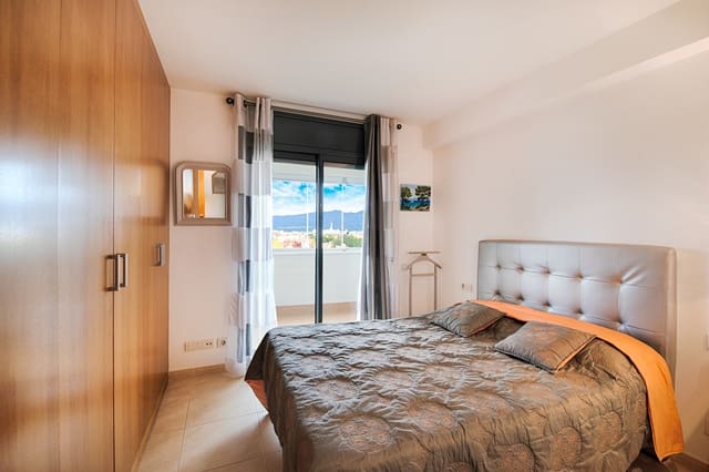 1 soveværelse Lejlighed til salg i Empuriabrava, Castelló d'Empúries med swimmingpool garage - € 199.000 (Ref: 10172824)