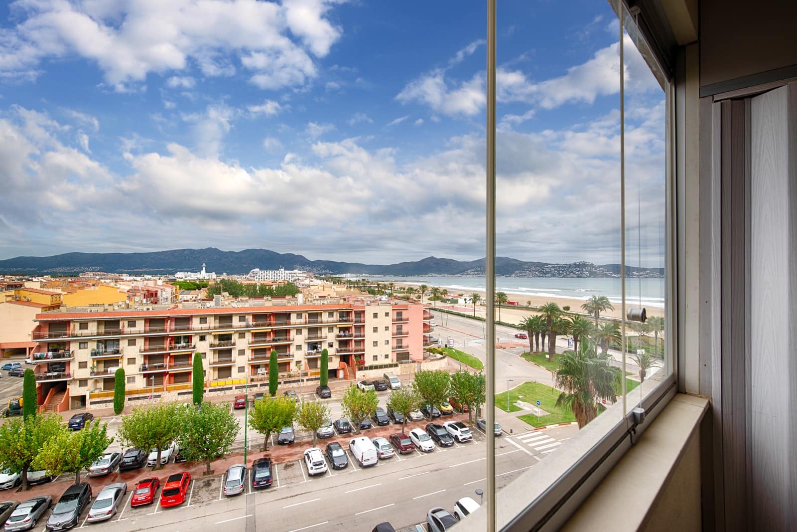 1 Zimmer Wohnung zu verkaufen in Empuriabrava mit Pool Garage - 199.000 € (Ref: 10172824)