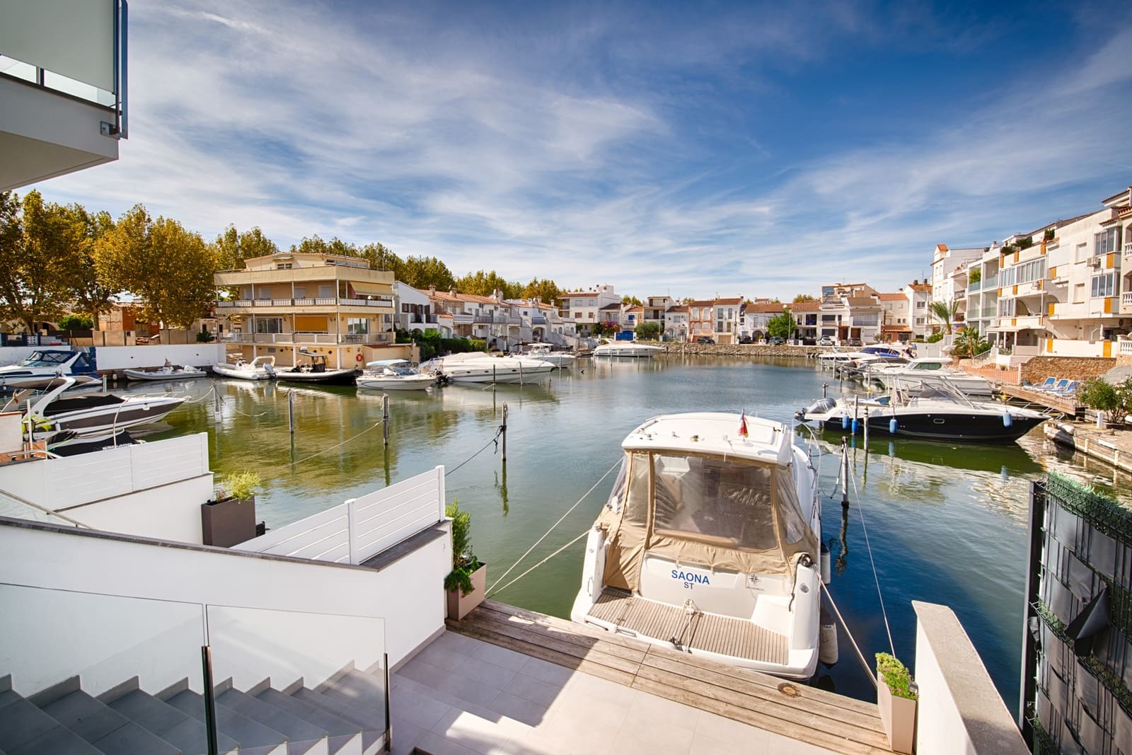 4 chambre Maison de Ville à vendre à Empuriabrava avec piscine garage - 799 000 € (Ref: 10183724)