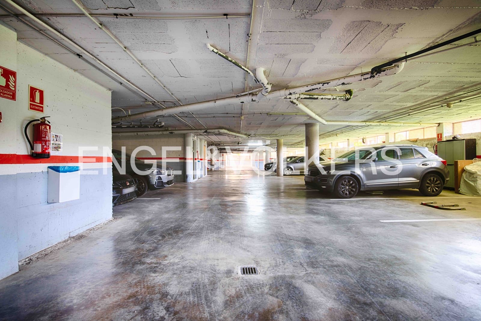 2 soveværelse Lejlighed til salg i Empuriabrava med garage - € 269.000 (Ref: 9005579)