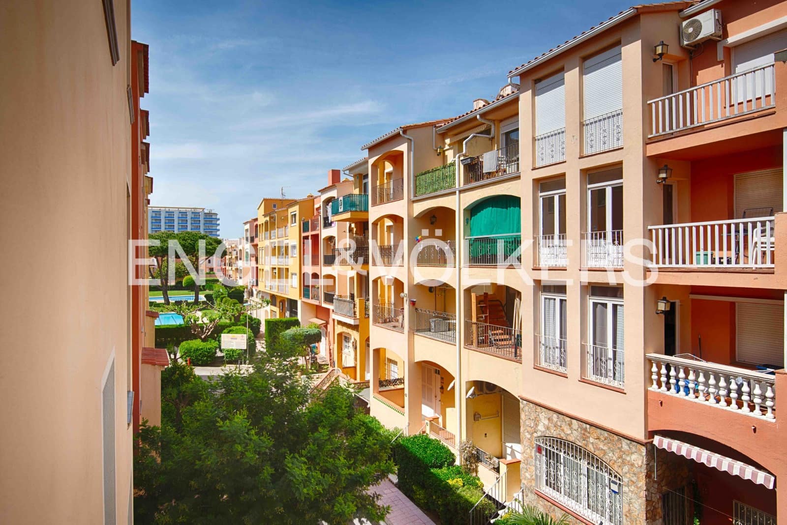 2 soverom Leilighet til salgs i Empuriabrava med garasje - € 269 000 (Ref: 9005579)