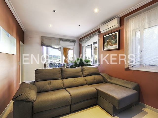 3 sovrum Villa till salu i Llançà med garage - 450 000 € (Ref: 9005584)