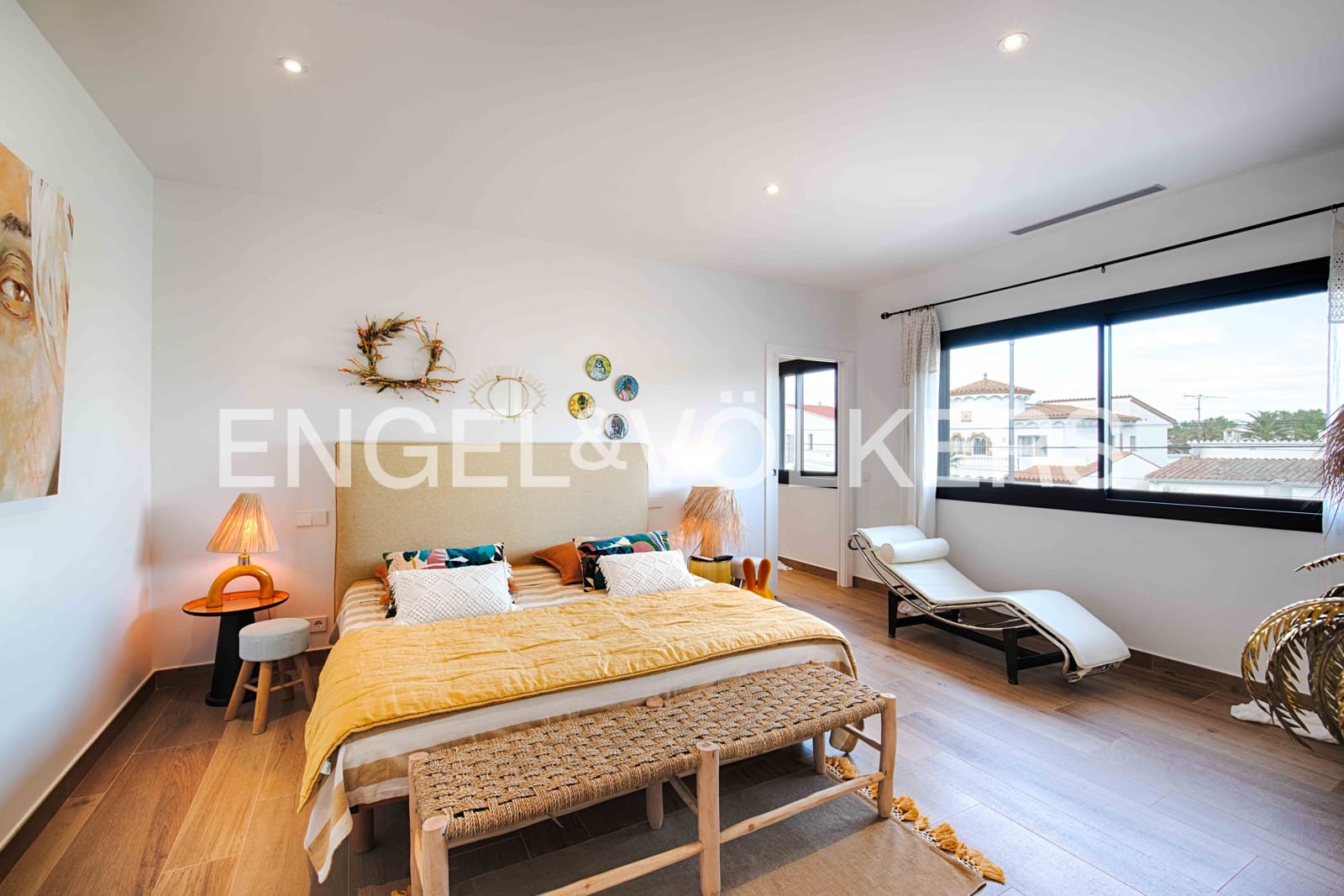 5 sovrum Villa till salu i Empuriabrava med pool garage - 3 250 000 € (Ref: 9005585)