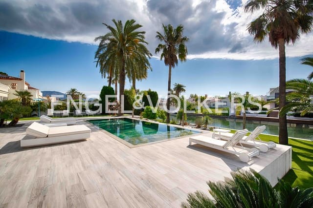 5 soveværelse Villa til salg i Empuriabrava, Castelló d'Empúries med swimmingpool garage - € 3.250.000 (Ref: 9005585)