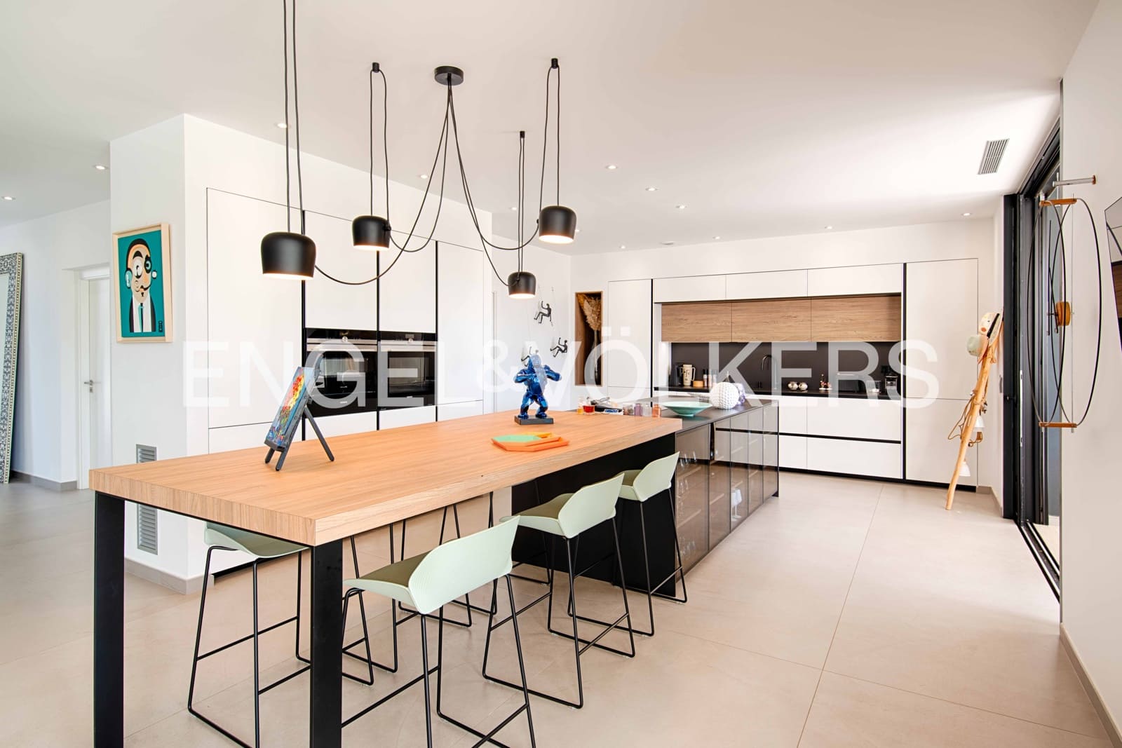 5 sovrum Villa till salu i Empuriabrava med pool garage - 3 250 000 € (Ref: 9005585)