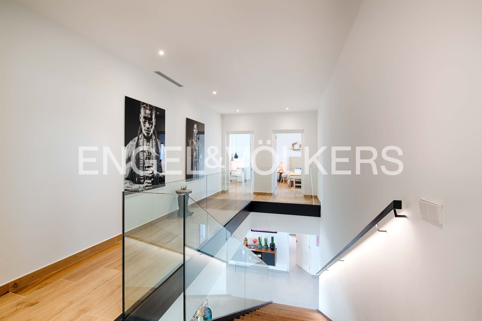 5 sovrum Villa till salu i Empuriabrava med pool garage - 3 250 000 € (Ref: 9005585)