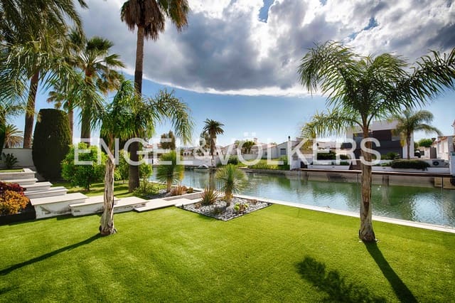 5 soveværelse Villa til salg i Empuriabrava, Castelló d'Empúries med swimmingpool garage - € 3.250.000 (Ref: 9005585)