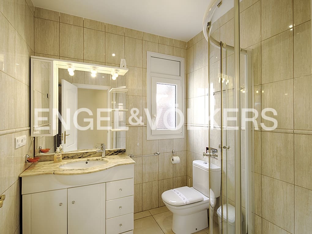 3 slaapkamer Villa te koop in Empuriabrava met zwembad garage - € 799.000 (Ref: 9005588)