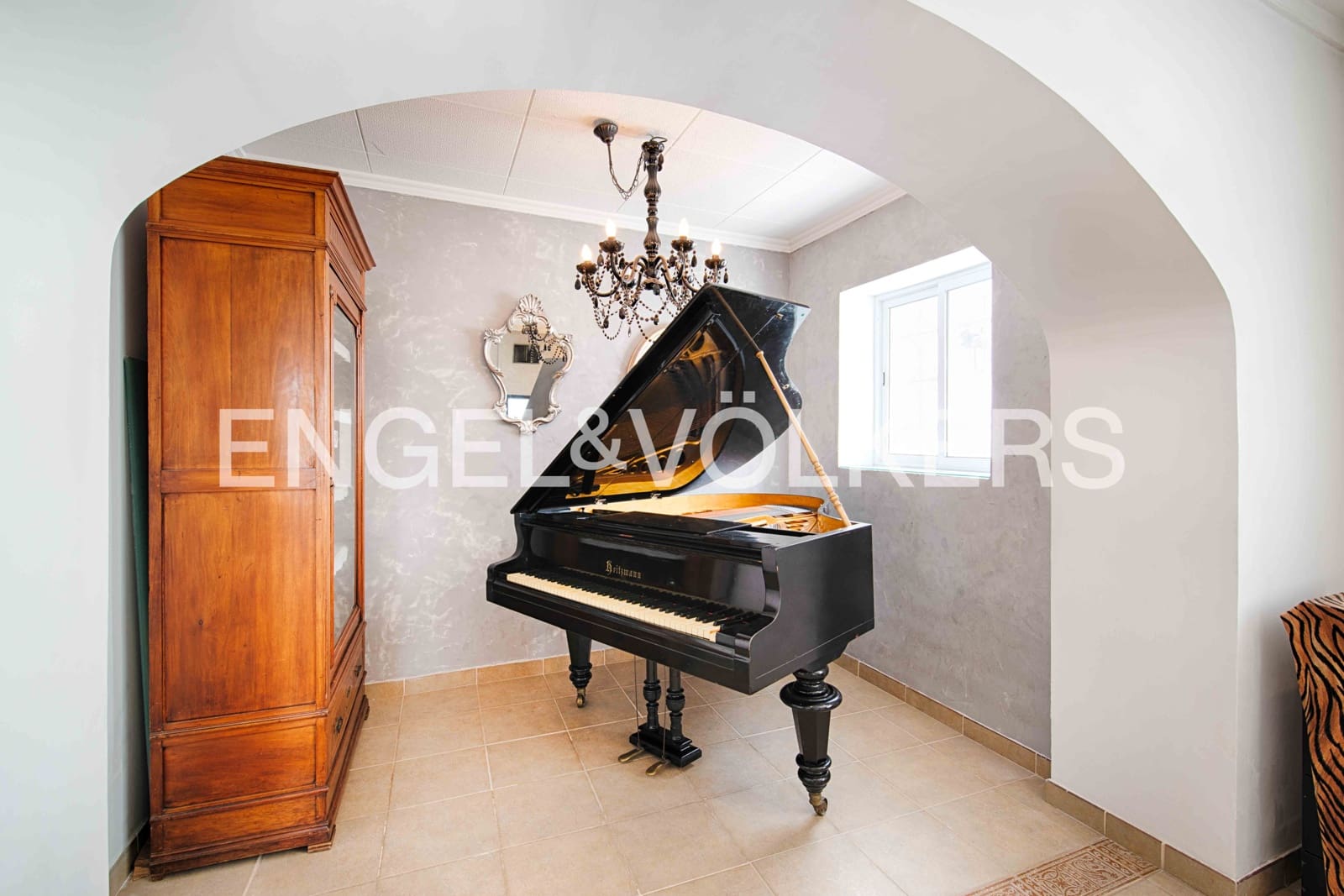 Chalet de 6 habitaciones en Empuriabrava en venta con garaje - 1.100.000 € (Ref: 9005590)