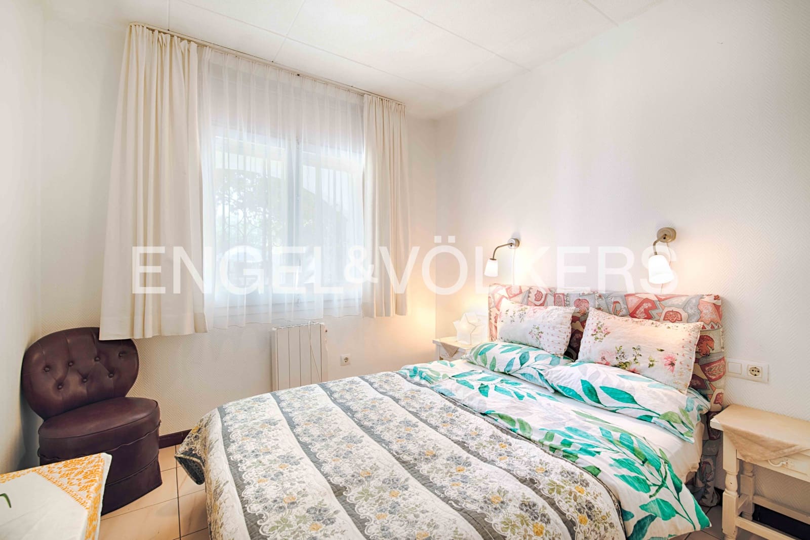 11 makuuhuone Huvila myytävänä paikassa Empuriabrava mukana uima-altaan 
autotalli - 1 200 000 € (Ref: 9005593)