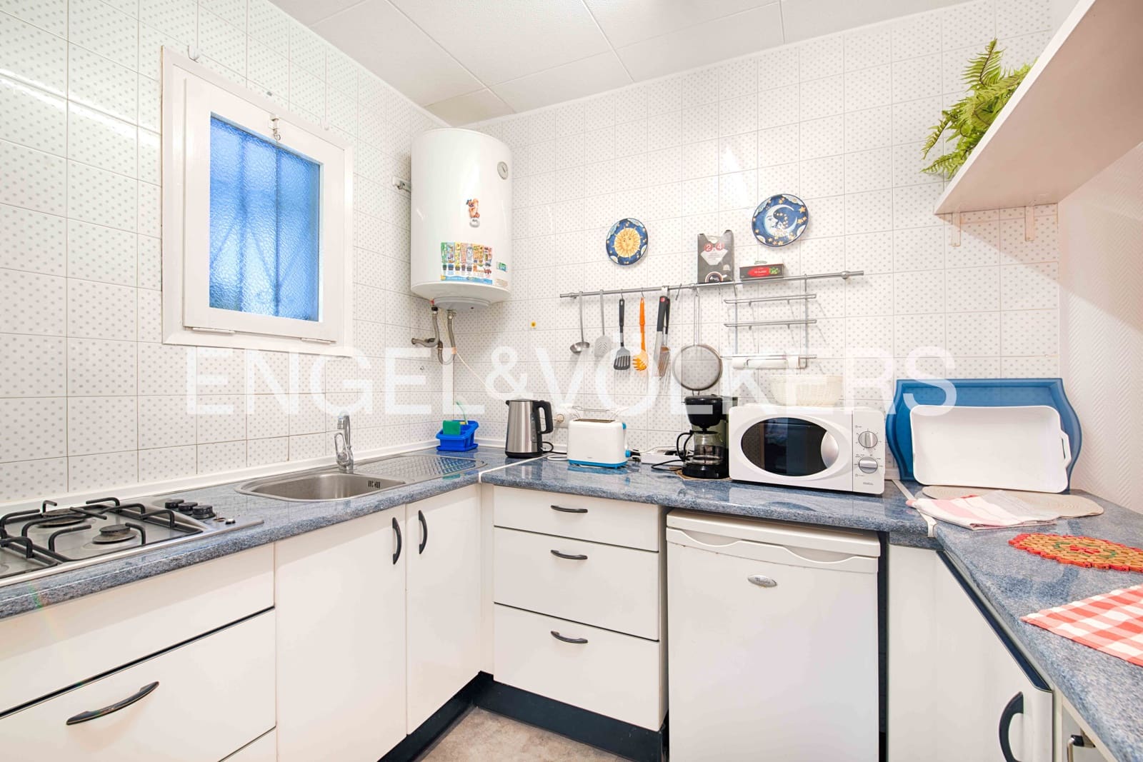 11 makuuhuone Huvila myytävänä paikassa Empuriabrava mukana uima-altaan 
autotalli - 1 200 000 € (Ref: 9005593)