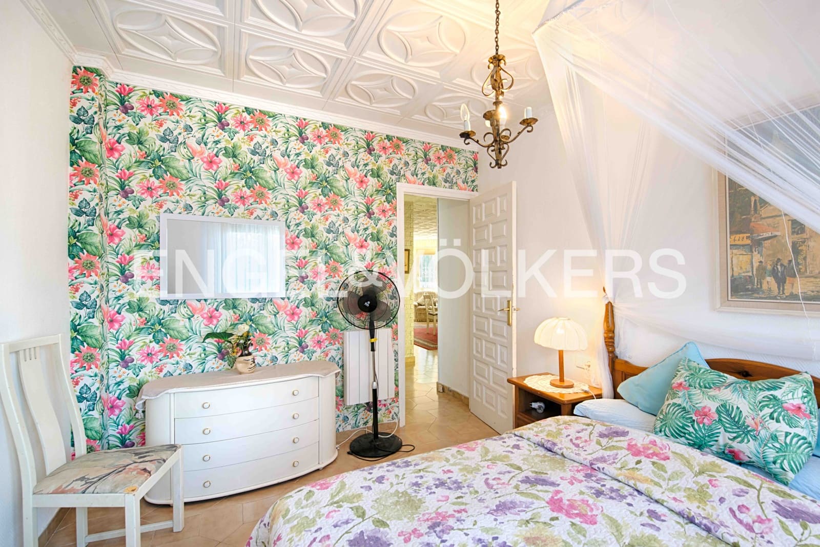 11 makuuhuone Huvila myytävänä paikassa Empuriabrava mukana uima-altaan 
autotalli - 1 200 000 € (Ref: 9005593)