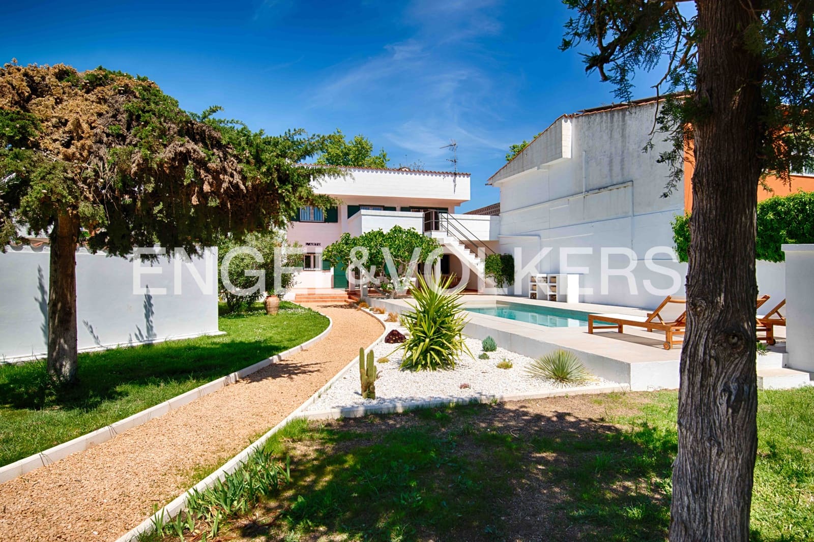 3 soveværelse Villa til salg i Empuriabrava med swimmingpool garage - € 770.000 (Ref: 9005598)