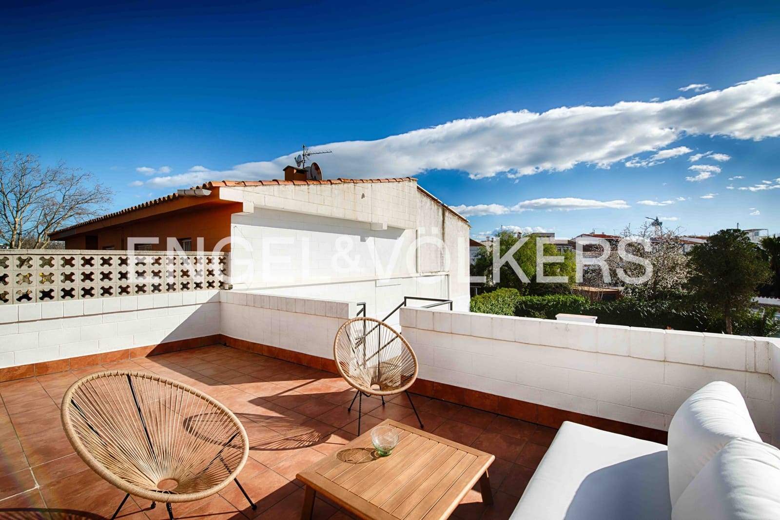 3 soveværelse Villa til salg i Empuriabrava med swimmingpool garage - € 770.000 (Ref: 9005598)