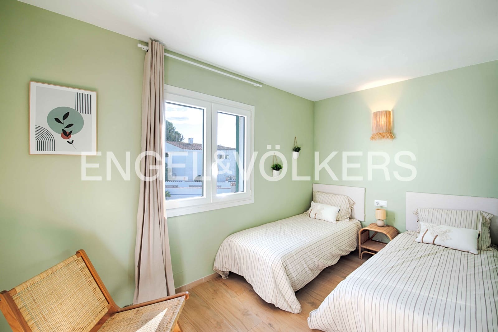 3 soveværelse Villa til salg i Empuriabrava med swimmingpool garage - € 770.000 (Ref: 9005598)