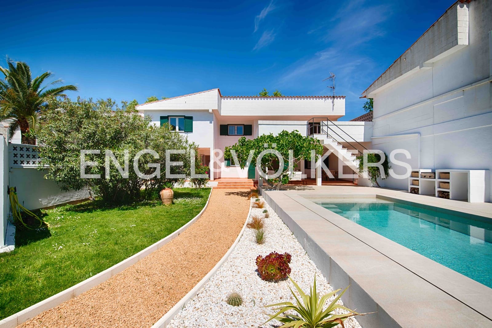3 soveværelse Villa til salg i Empuriabrava med swimmingpool garage - € 770.000 (Ref: 9005598)