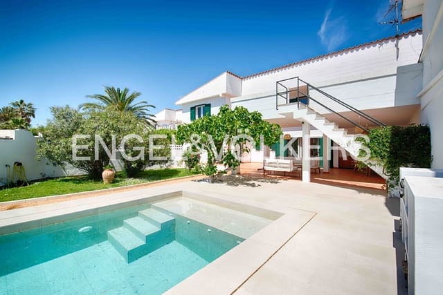 3 sypialnia Willa na sprzedaż w Empuriabrava, Castelló d'Empúries z basenem garażem - 735 000 € (Ref: 9005598)
