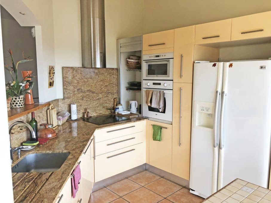 5 soveværelse Villa til salg i Pau med swimmingpool - € 899.000 (Ref: 9005601)