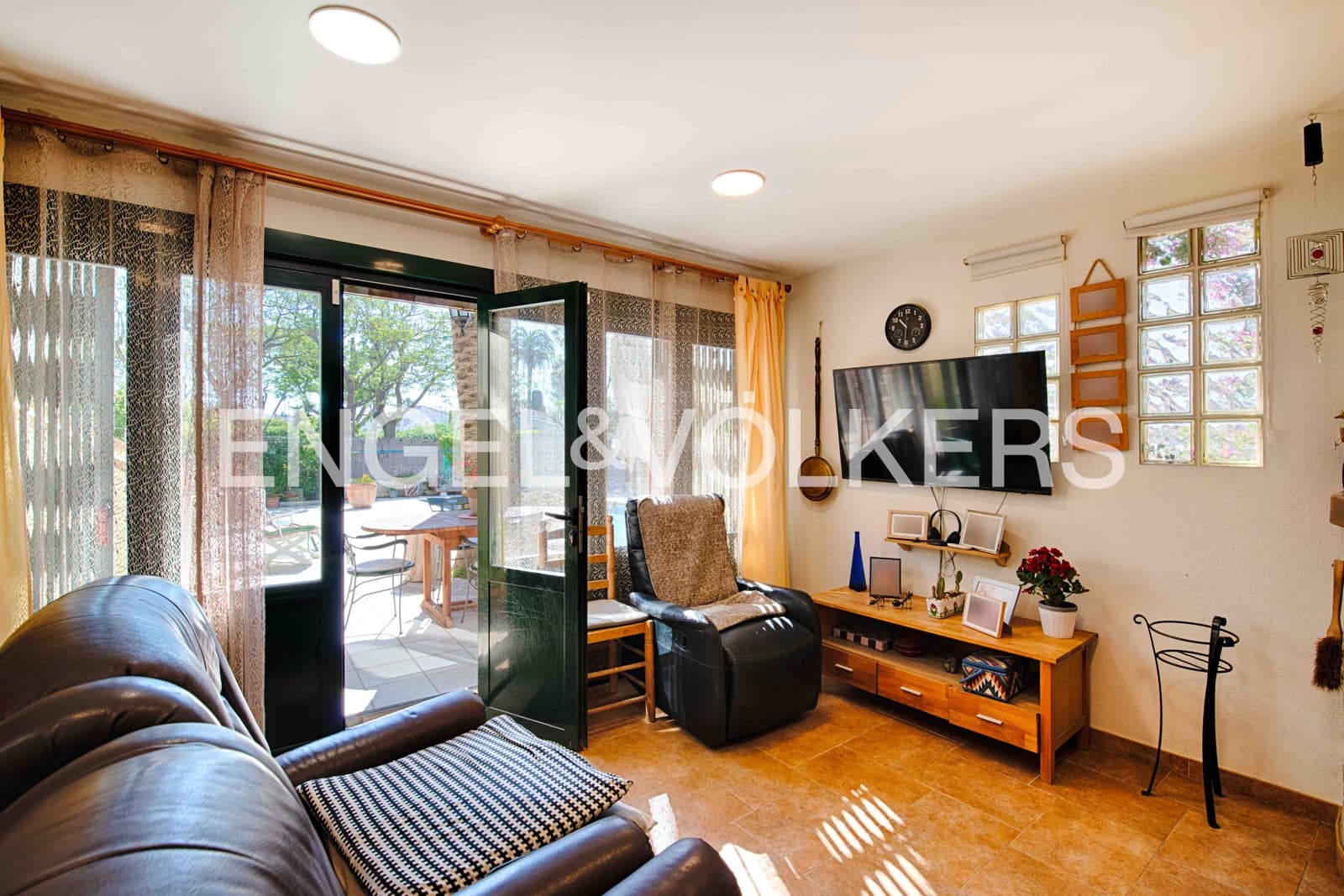 4 soveværelse Villa til salg i Empuriabrava med swimmingpool garage - € 820.000 (Ref: 9005603)