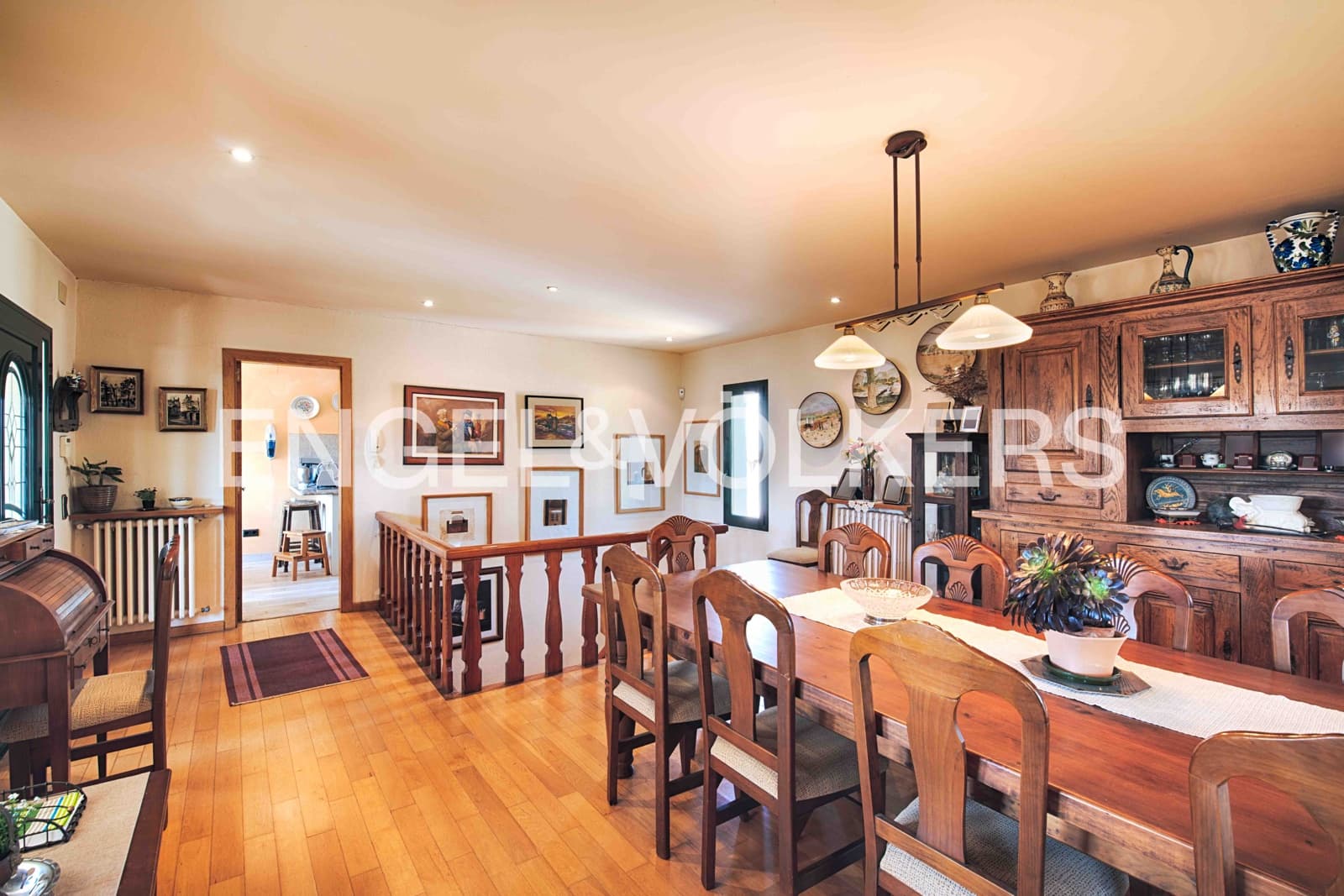 4 soveværelse Villa til salg i Empuriabrava med swimmingpool garage - € 820.000 (Ref: 9005603)