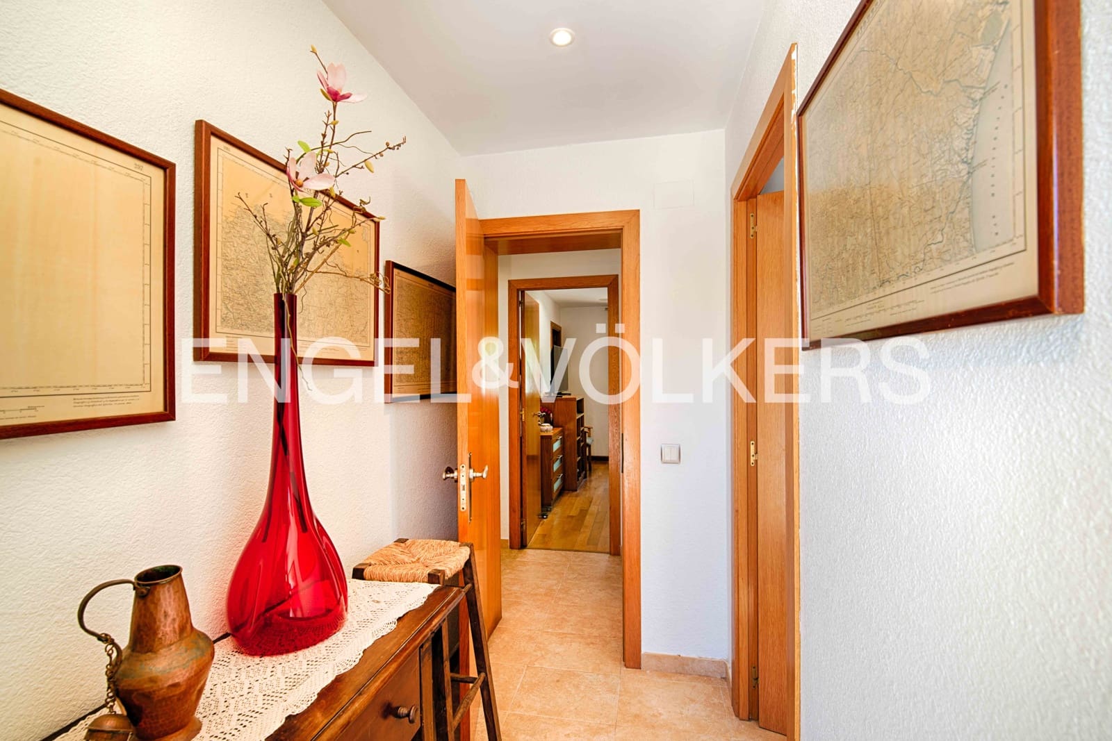 4 soveværelse Villa til salg i Empuriabrava med swimmingpool garage - € 820.000 (Ref: 9005603)