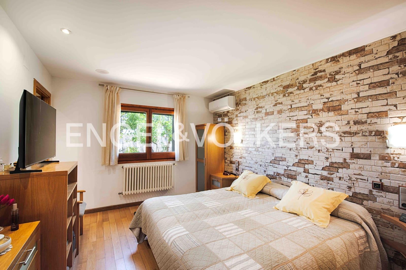 4 soveværelse Villa til salg i Empuriabrava med swimmingpool garage - € 820.000 (Ref: 9005603)