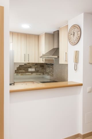 Apartamento de 1 habitación en Roses en venta - 153.000 € (Ref: 9005604)