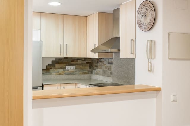 Apartamento de 1 habitación en Roses en venta - 153.000 € (Ref: 9005604)