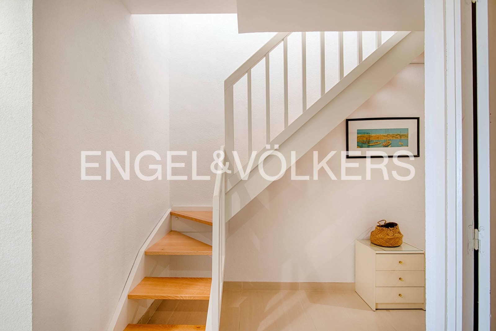 2 bedroom Apartment for sale in Roses - € 398,000 (Ref: 9005605)