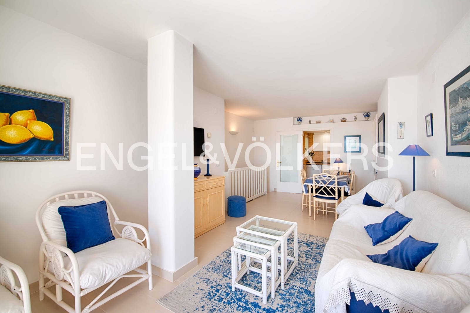 2 bedroom Apartment for sale in Roses - € 398,000 (Ref: 9005605)