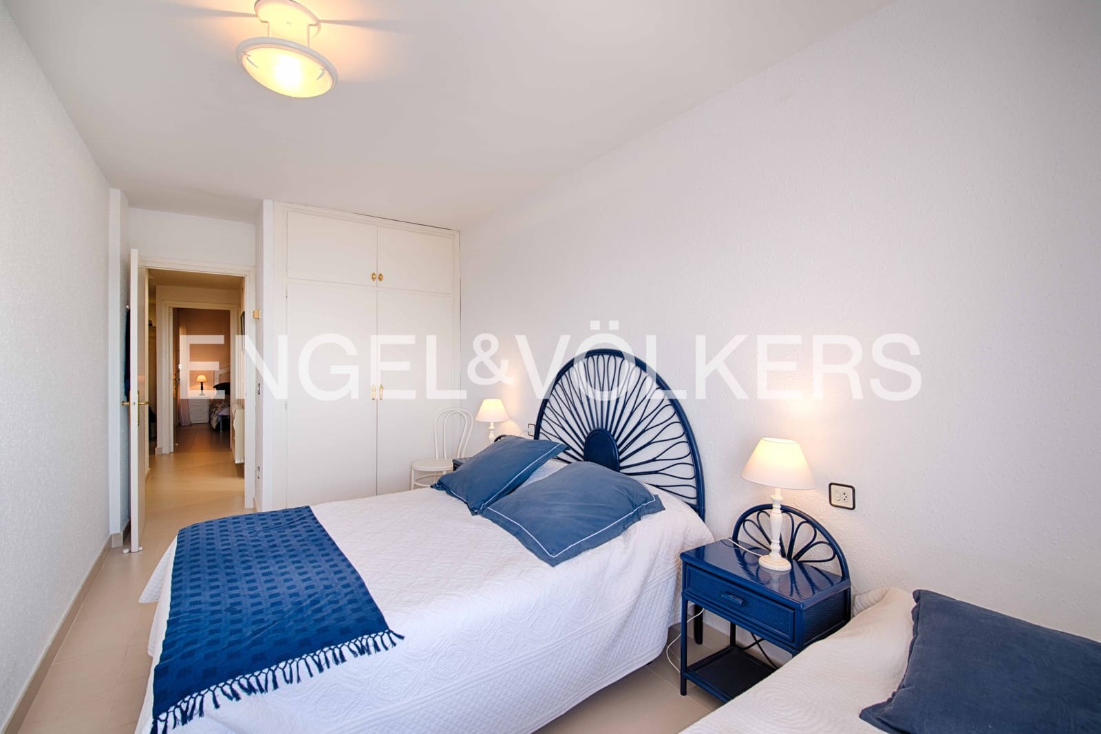 2 bedroom Apartment for sale in Roses - € 398,000 (Ref: 9005605)