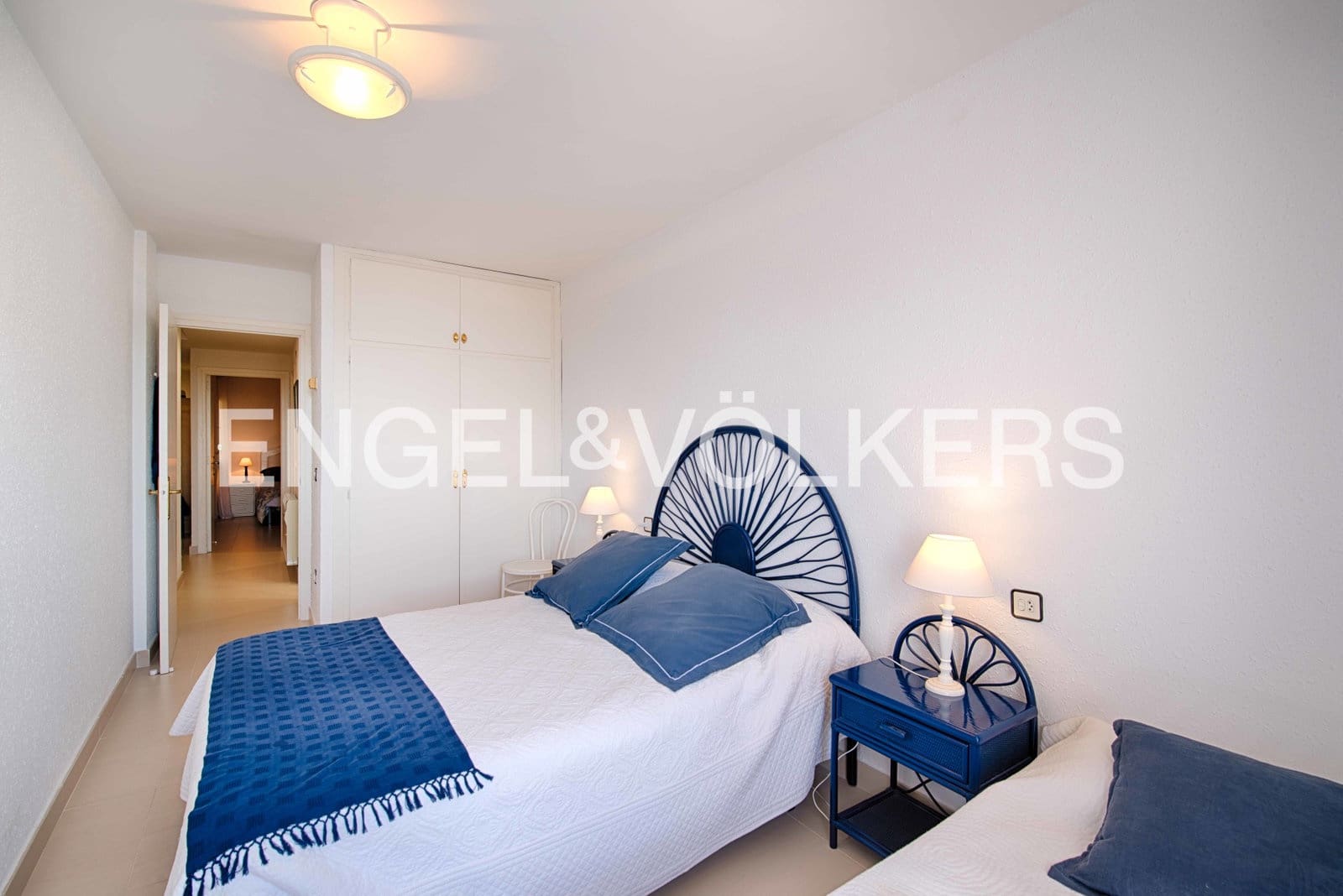 2 bedroom Apartment for sale in Roses - € 398,000 (Ref: 9005605)