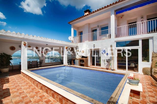 3 soveværelse Villa til salg i Roses med swimmingpool - € 790.000 (Ref: 9005607)