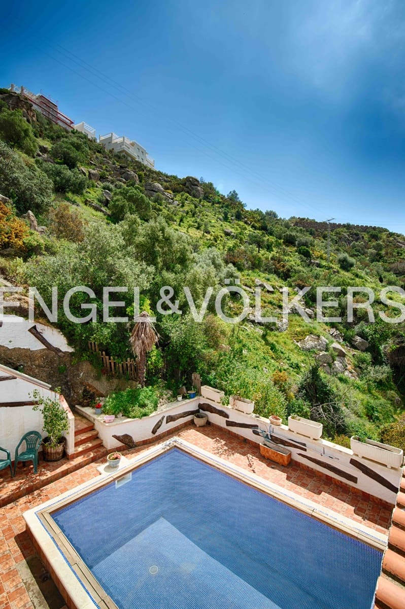 3 soveværelse Villa til salg i Roses med swimmingpool - € 790.000 (Ref: 9005607)