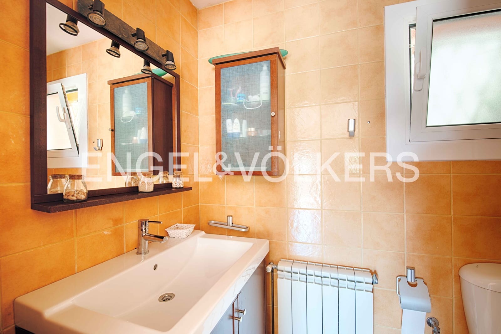 3 soveværelse Villa til salg i Roses med swimmingpool - € 790.000 (Ref: 9005607)