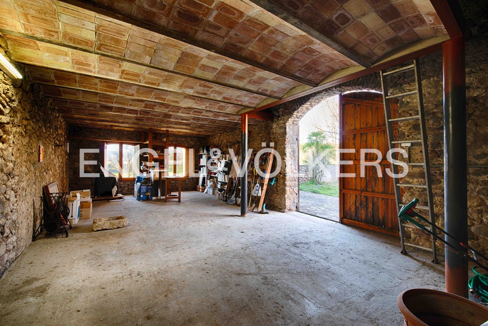 4 soveværelse Byhus til salg i Cabanelles - € 695.000 (Ref: 9005613)