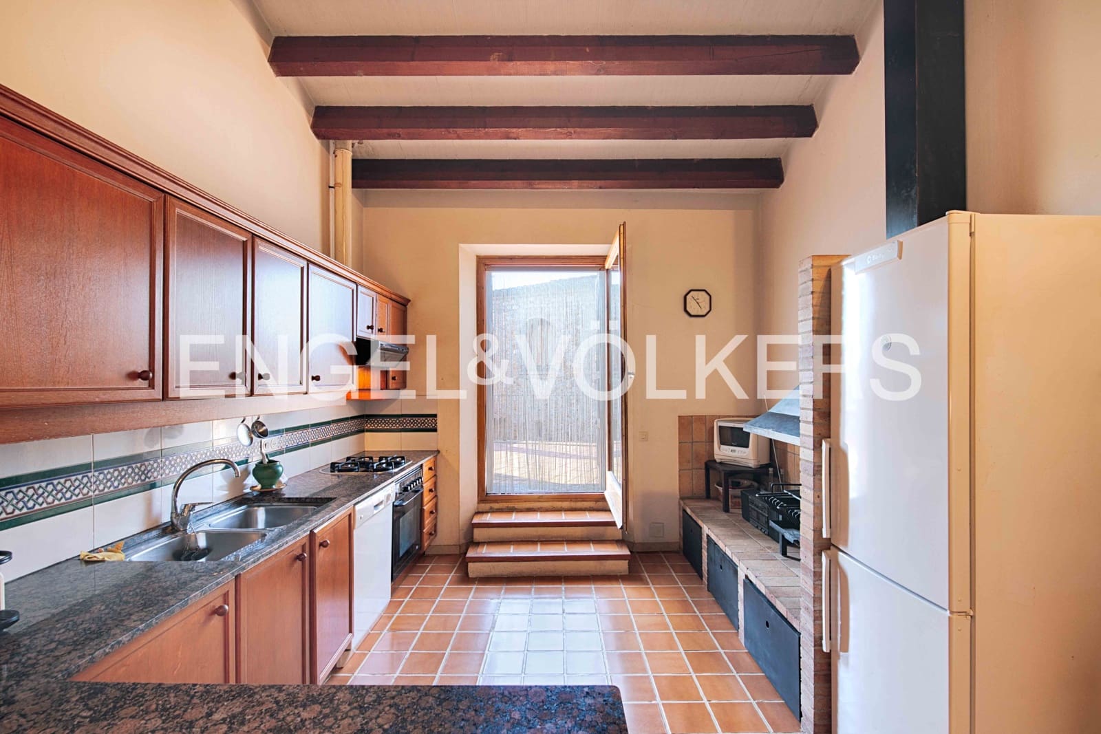 4 soveværelse Byhus til salg i Cabanelles - € 695.000 (Ref: 9005613)