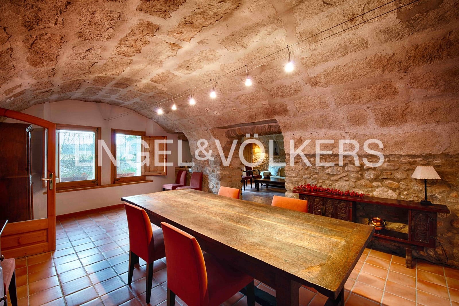 4 bedroom Townhouse for sale in Cabanelles - € 695,000 (Ref: 9005613)