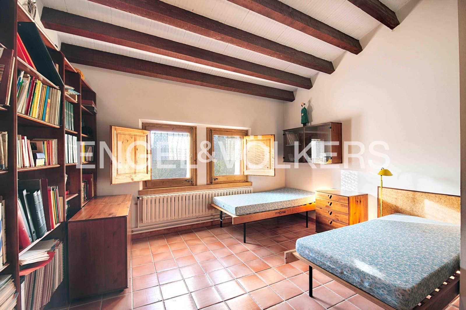 4 bedroom Townhouse for sale in Cabanelles - € 695,000 (Ref: 9005613)