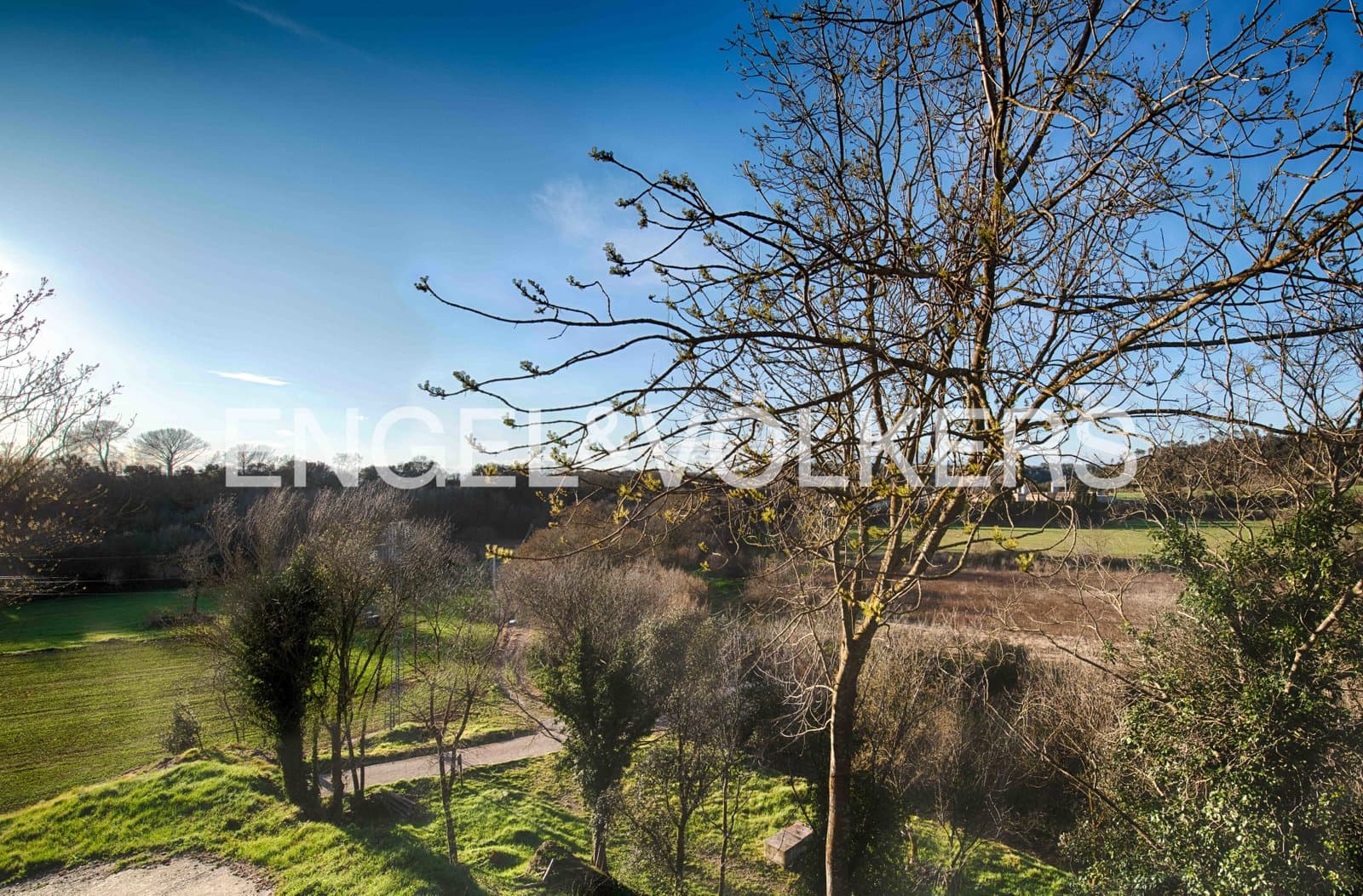 4 bedroom Townhouse for sale in Cabanelles - € 695,000 (Ref: 9005613)